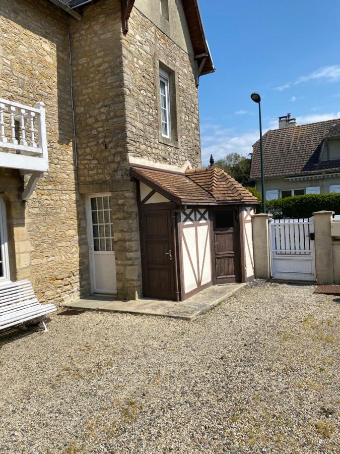 Villa Chez Mémé à Arromanches-les-Bains Extérieur photo